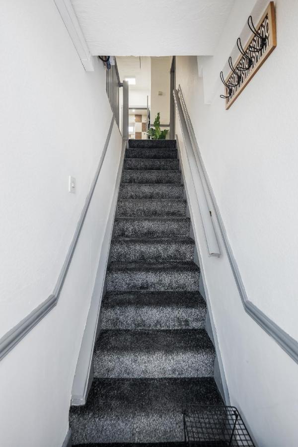 Heathrow 2-Bedroom Maisonette With Parking West Drayton  Ngoại thất bức ảnh